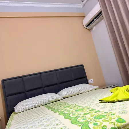 Queen Ekaterina Ii Apartment Vlorë